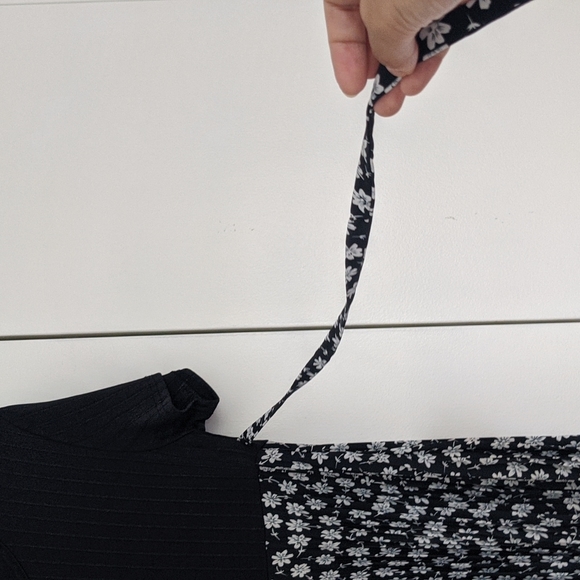 Floral Day T-Shirt Dress - Picture 7 of 9